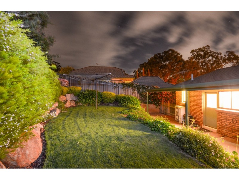 5 Woodland Grove, Aberfoyle Park SA 5159