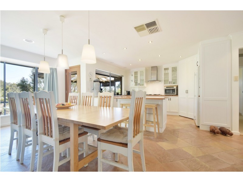 16 The Oaks Parade, Aberfoyle Park SA 5159