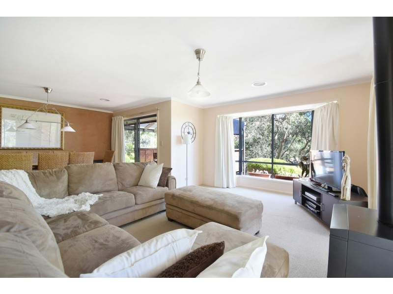 16 The Oaks Parade, Aberfoyle Park SA 5159