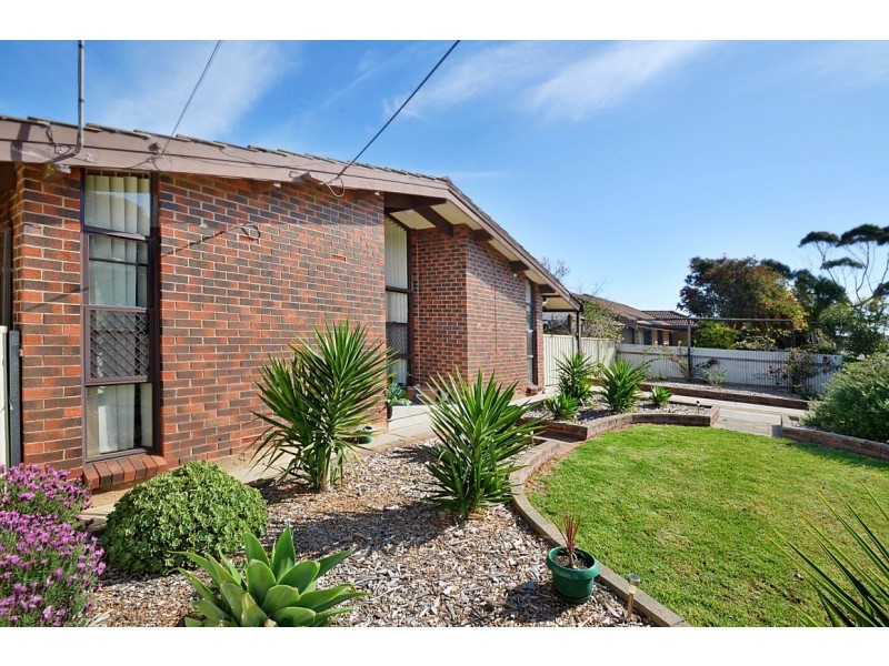 4 Regent Street, Moana SA 5169