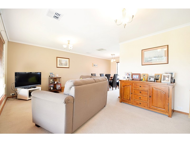 5 Horndale Drive, Happy Valley SA 5159