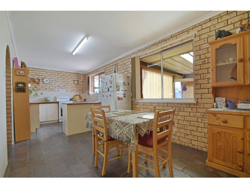 4 Follett Street, Aldinga Beach SA 5173