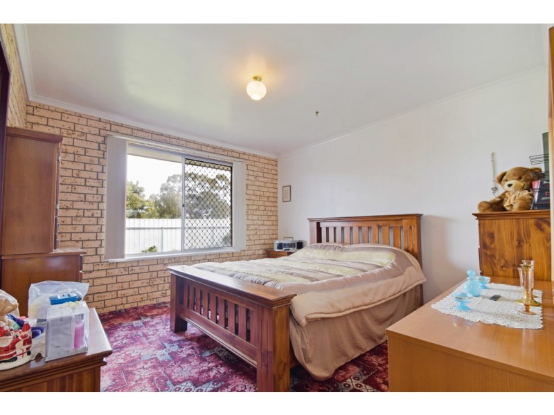 4 Follett Street, Aldinga Beach SA 5173