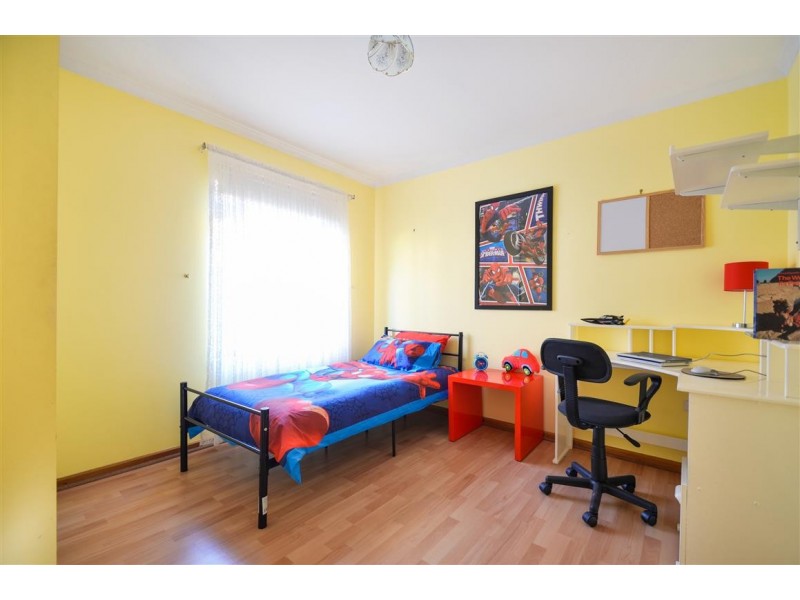 6 Queens Way, Woodcroft SA 5162