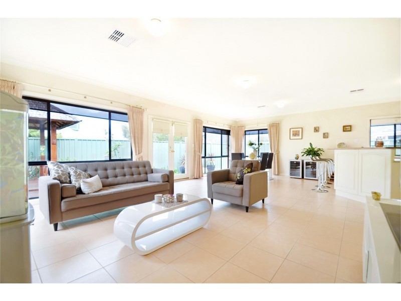 2 Sienna Court, Aldinga Beach SA 5173