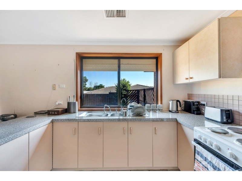 26 Sherebrooke Boulevard, Woodcroft SA 5162