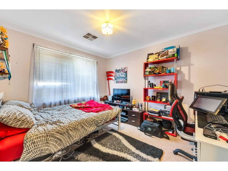 26 Sherebrooke Boulevard, Woodcroft SA 5162