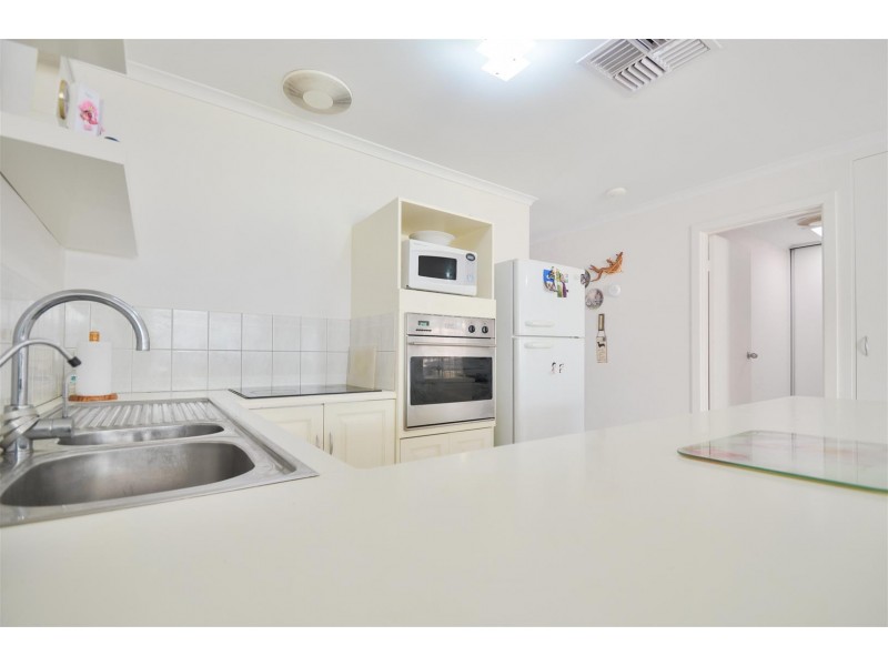 3-30 McInerney Avenue, Mitchell Park SA 5043