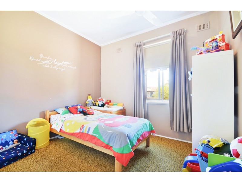 35 Albany Crescent, Oaklands Park SA 5046