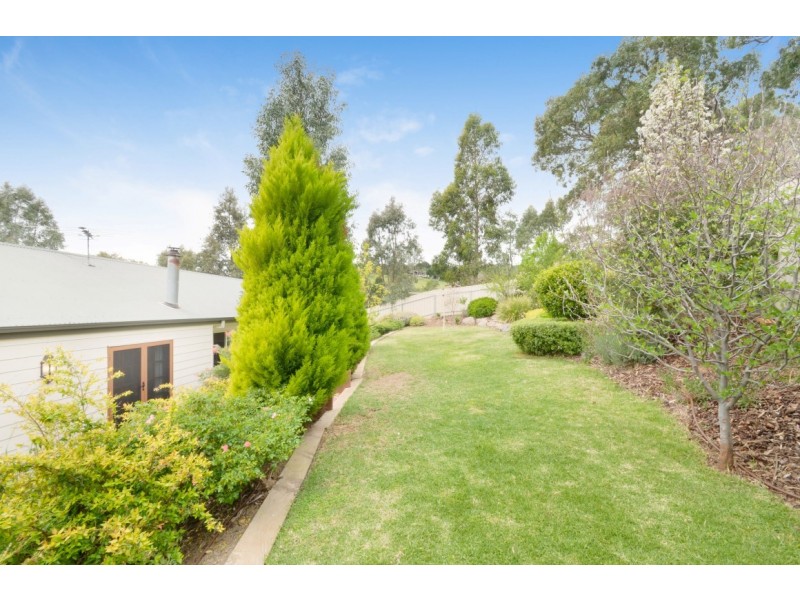11 Coast View Court, Chandlers Hill SA 5159