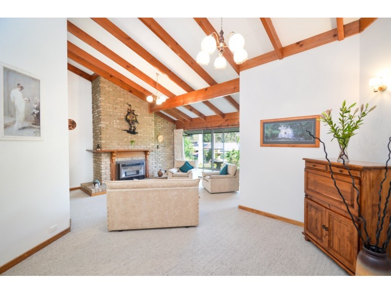 33 Miller Drive, Happy Valley SA 5159