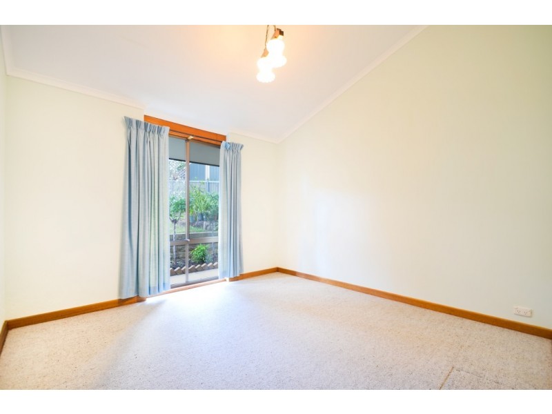 33 Miller Drive, Happy Valley SA 5159