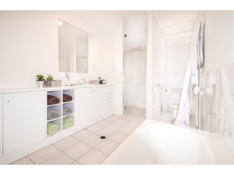 52 Port Road, Port Willunga SA 5173