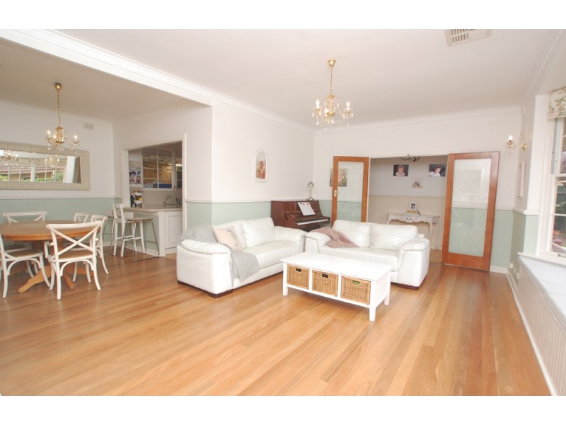 8 Victor Avenue, Glengowrie SA 5044