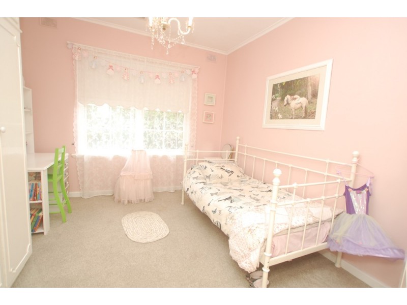 8 Victor Avenue, Glengowrie SA 5044