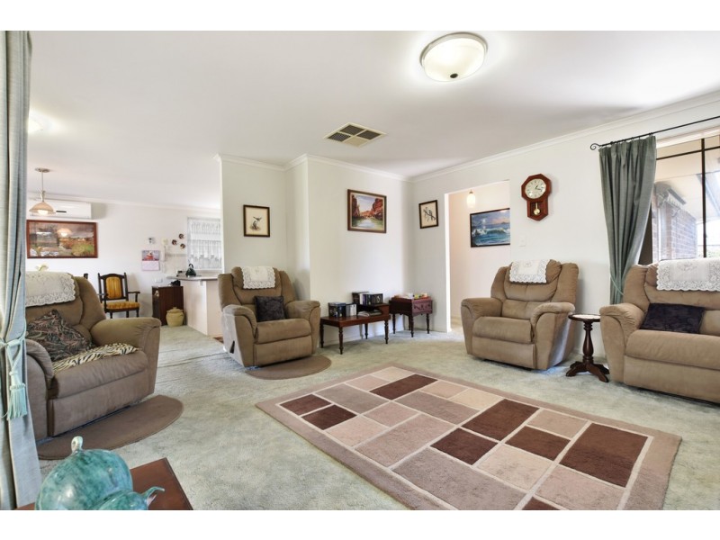 12 Urchin Crescent, Aldinga Beach SA 5173