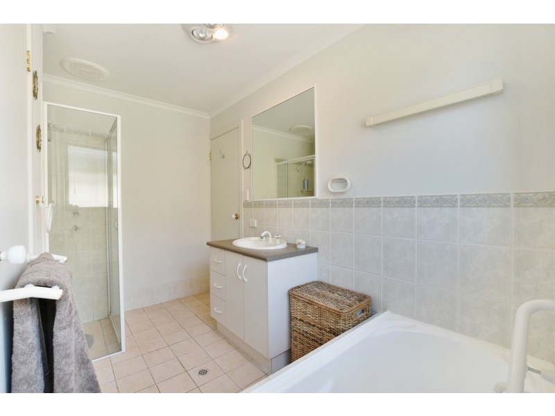 12 Urchin Crescent, Aldinga Beach SA 5173