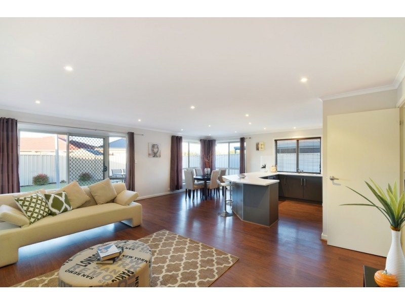 21 Periwinkle Drive, Aldinga Beach SA 5173