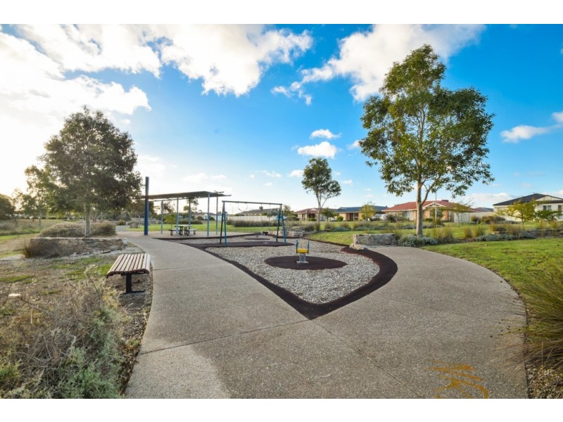 21 Periwinkle Drive, Aldinga Beach SA 5173