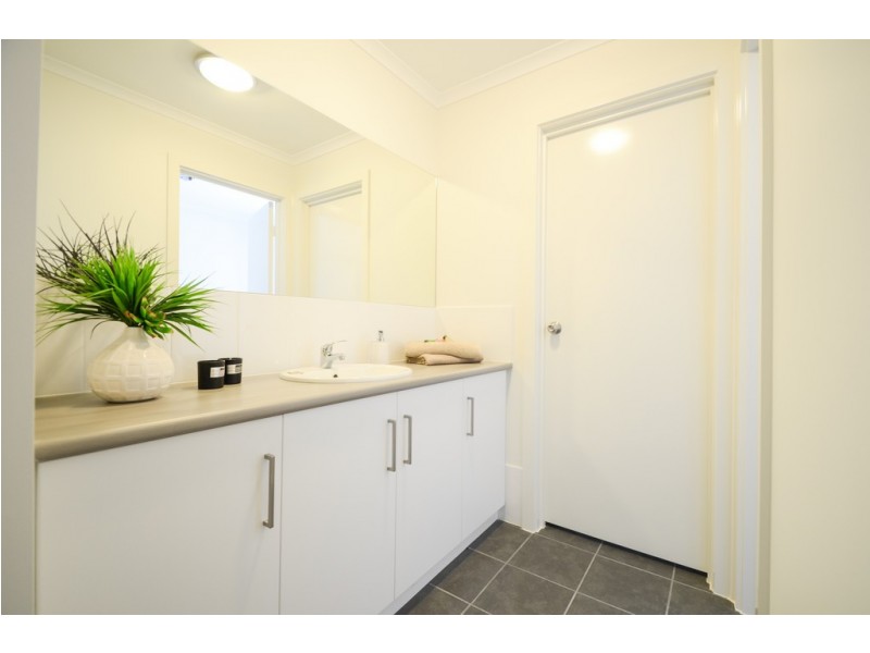 34 and 34A Stirling Crescent, Aldinga Beach SA 5173