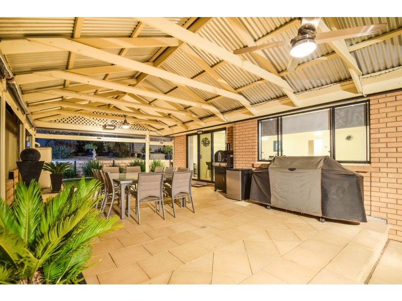 92 Grand Boulevard, Seaford Rise SA 5169