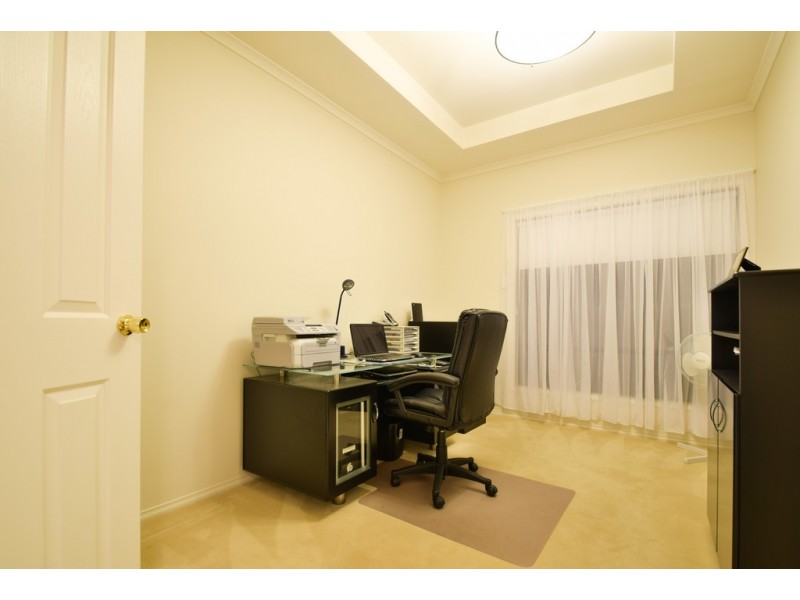 92 Grand Boulevard, Seaford Rise SA 5169