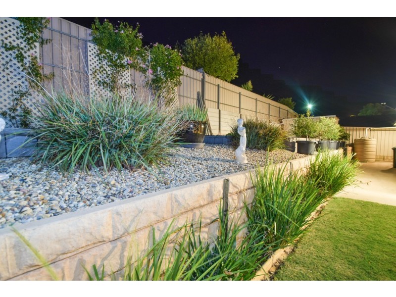 92 Grand Boulevard, Seaford Rise SA 5169
