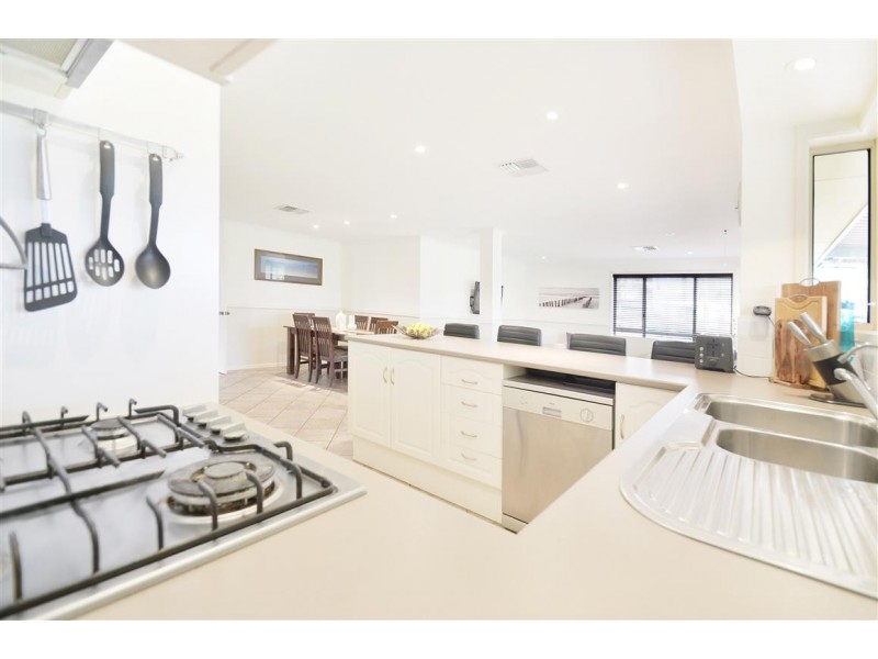 17 Gulf Parade, Maslin Beach SA 5170