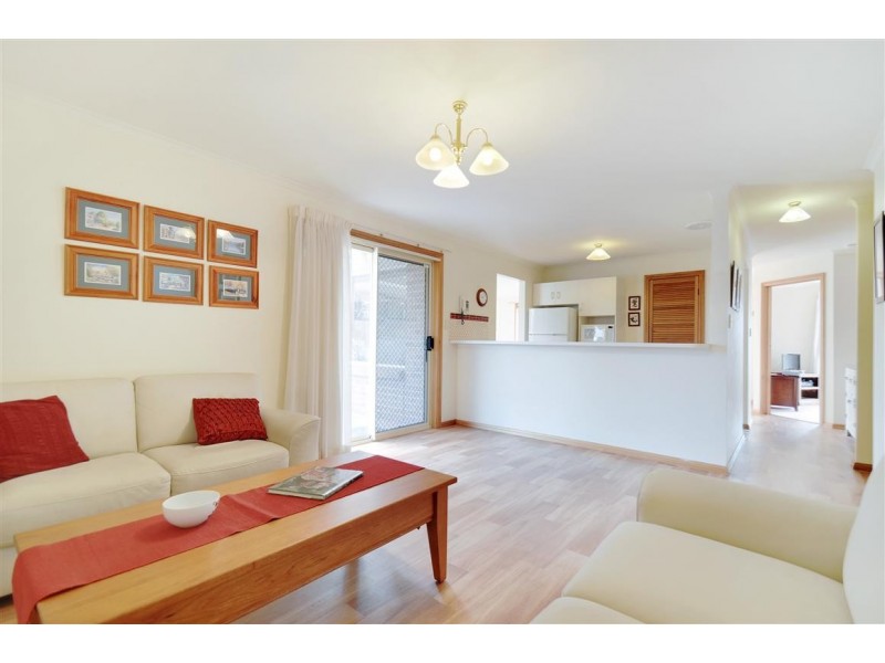 12 Tobin Crescent, Woodcroft SA 5162