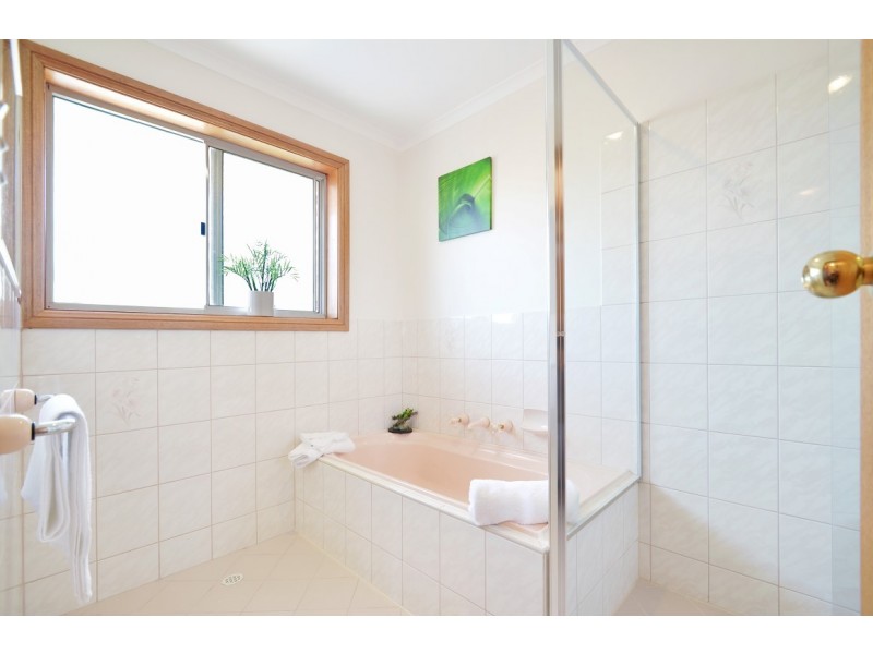 2 Pridham Court, Aberfoyle Park SA 5159