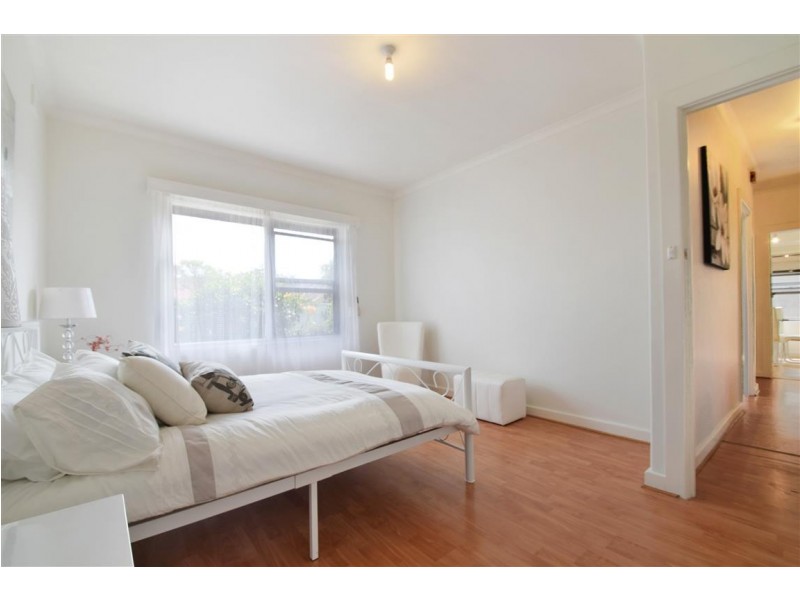 16 Montrose Avenue, Seaton SA 5023