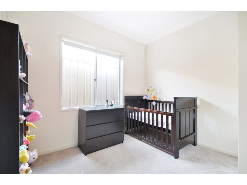 29 Sovereign Drive, Woodcroft SA 5162