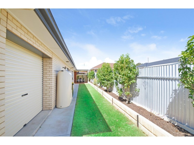 8 Mary Street, Dover Gardens SA 5048