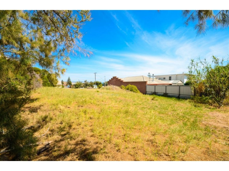 67 Third Avenue, Moana SA 5169