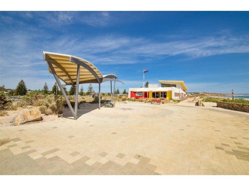 67 Third Avenue, Moana SA 5169