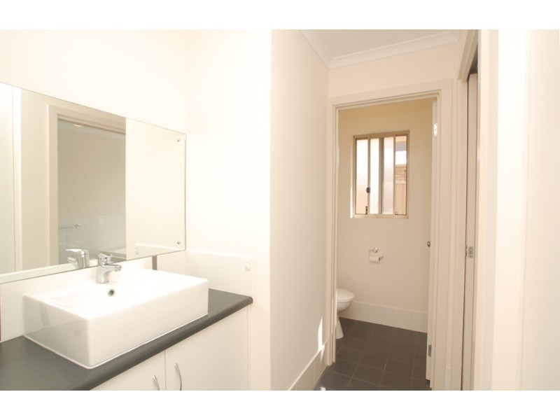 4 Banksia Avenue, Aldinga Beach SA 5173