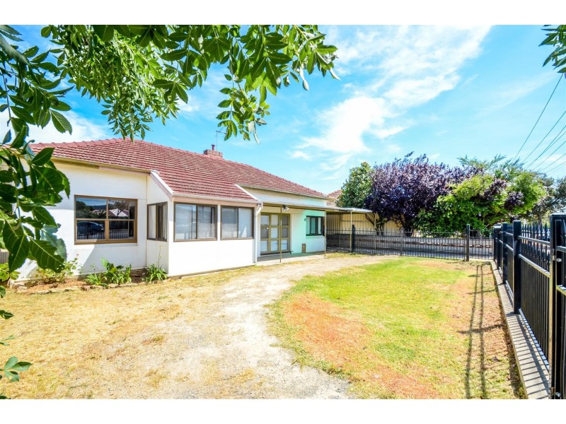 89 Railway Terrace, Ascot Park SA 5043