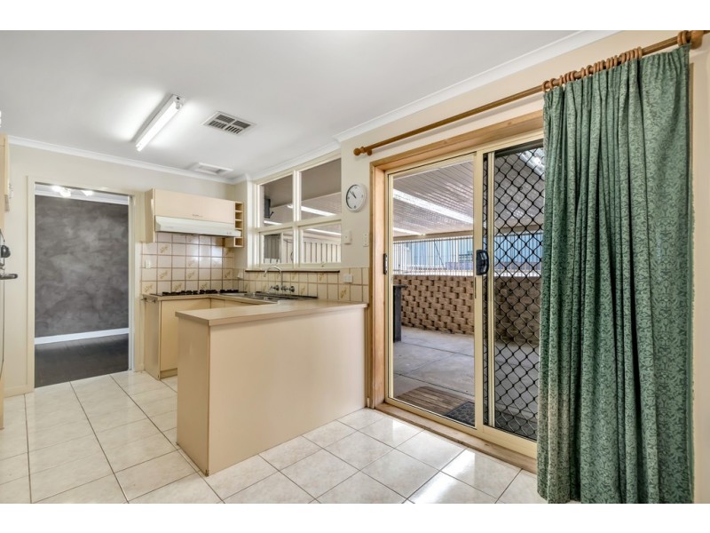 43 Tripoli Road, Happy Valley SA 5159