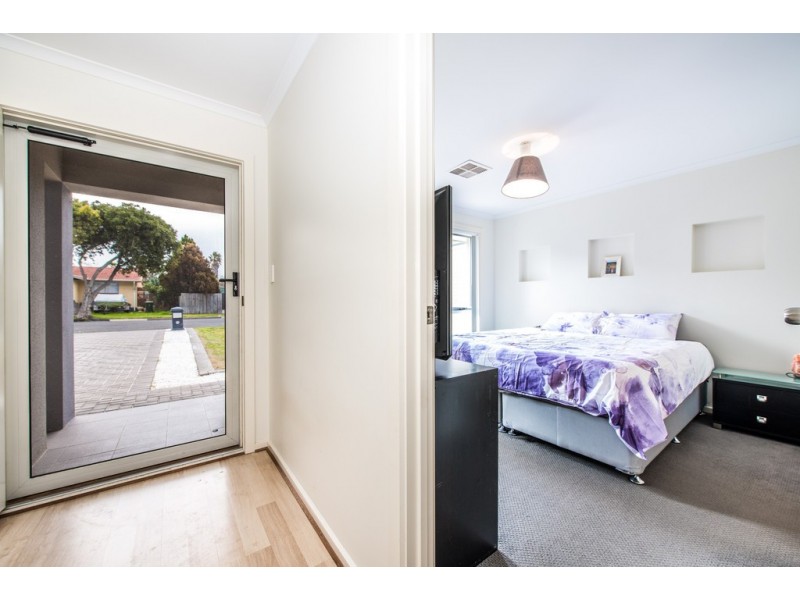 34 Stirling Crescent, Aldinga Beach SA 5173