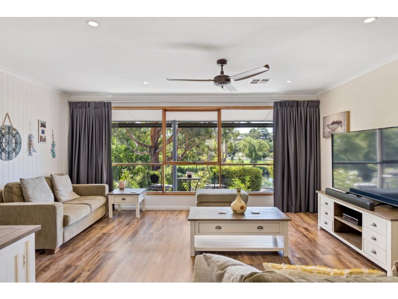 31 Fountain Valley Drive, Happy Valley SA 5159