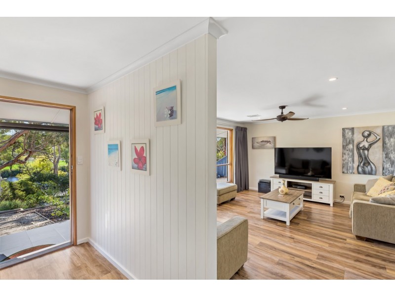 31 Fountain Valley Drive, Happy Valley SA 5159