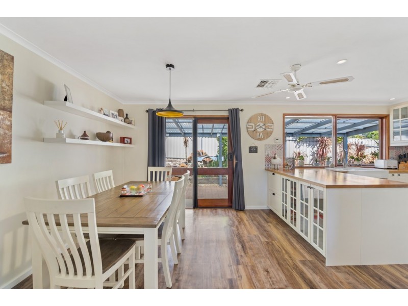 31 Fountain Valley Drive, Happy Valley SA 5159