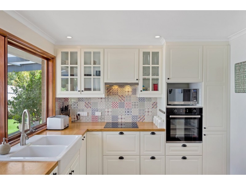 31 Fountain Valley Drive, Happy Valley SA 5159