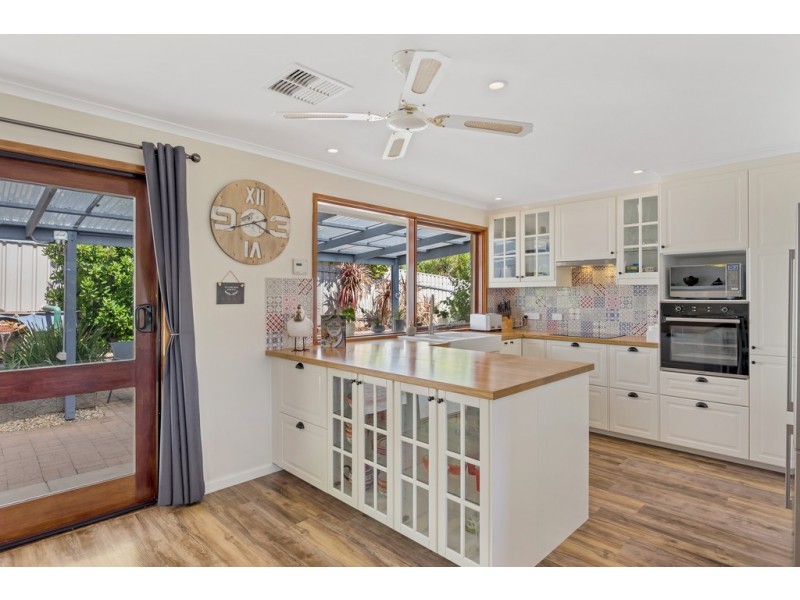 31 Fountain Valley Drive, Happy Valley SA 5159