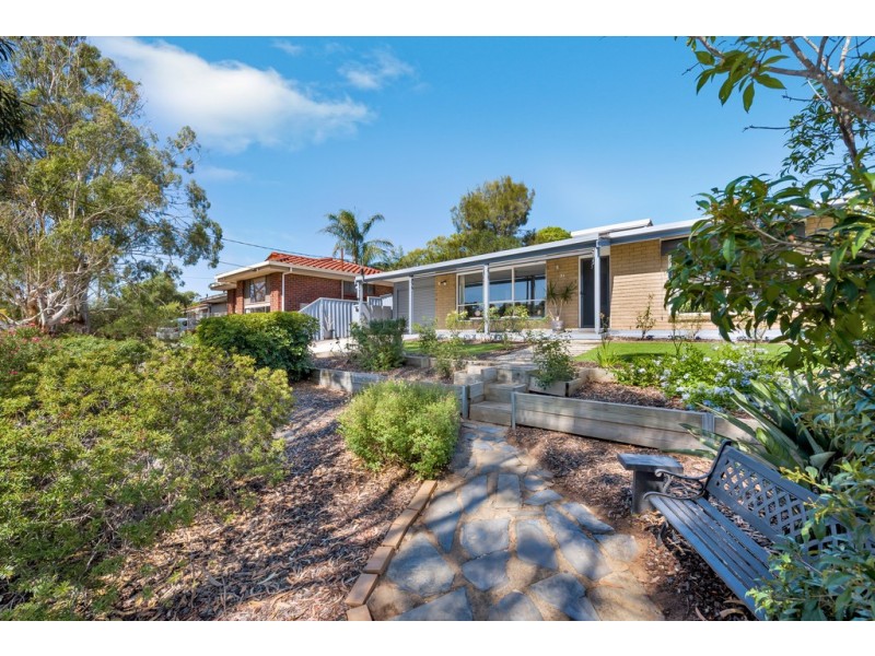 31 Fountain Valley Drive, Happy Valley SA 5159