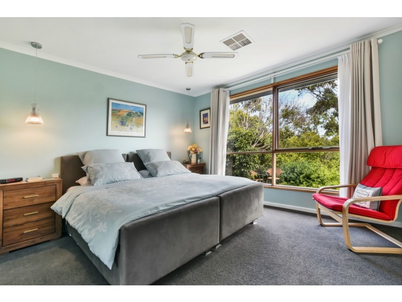 31 Fountain Valley Drive, Happy Valley SA 5159