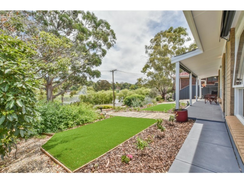 31 Fountain Valley Drive, Happy Valley SA 5159