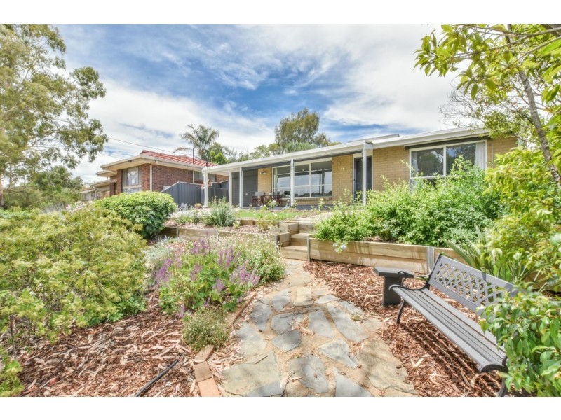 31 Fountain Valley Drive, Happy Valley SA 5159