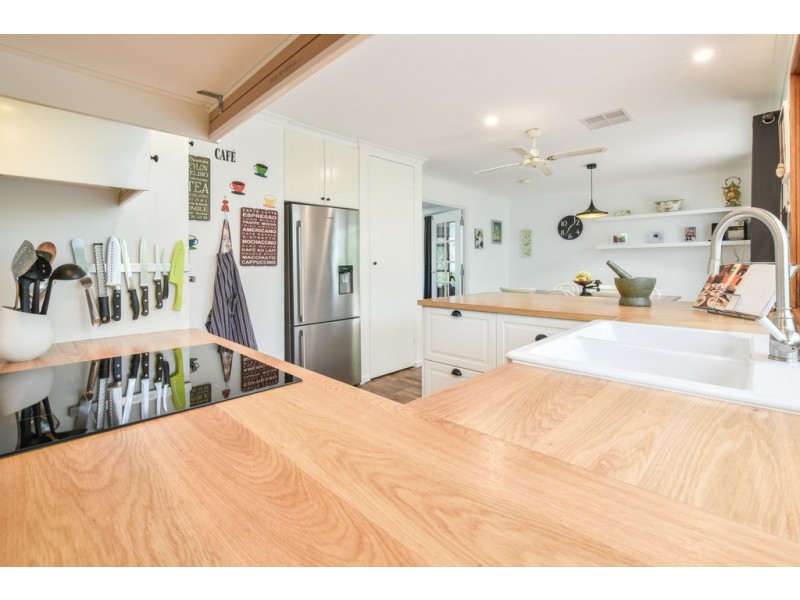 31 Fountain Valley Drive, Happy Valley SA 5159