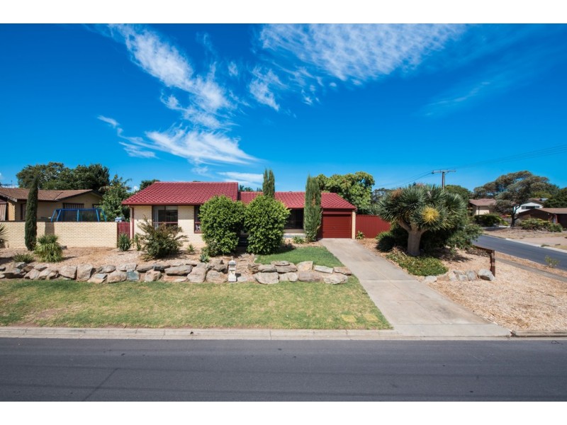 33 Marston Drive, Morphett Vale SA 5162